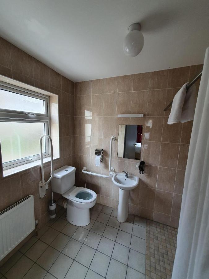 Brookville Guesthouse Tullamore Esterno foto