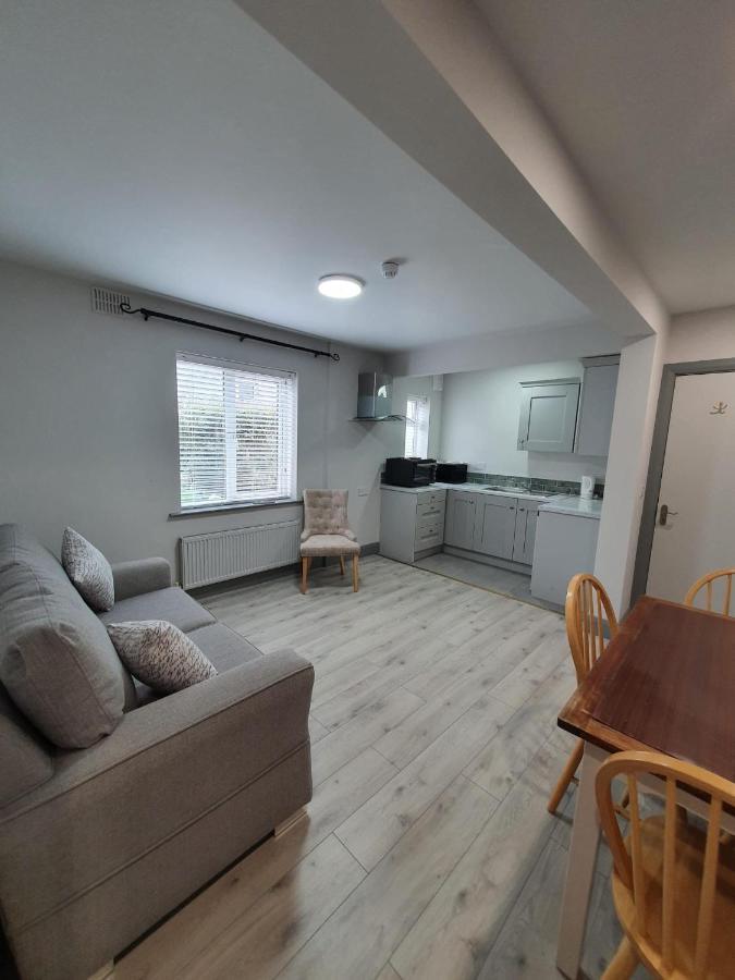 Brookville Guesthouse Tullamore Esterno foto