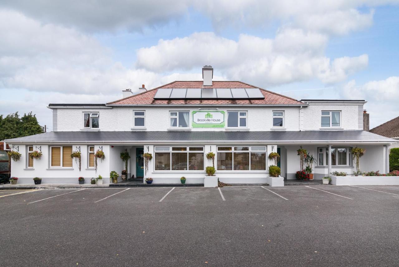 Brookville Guesthouse Tullamore Esterno foto